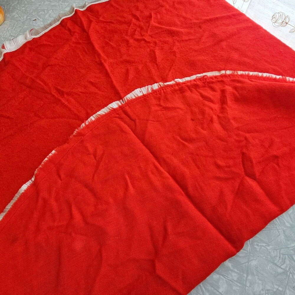1970S Christmas Santa Claus Wool Tablecloth 37" gold glitter Trim vintage fringe - Picture 6 of 8